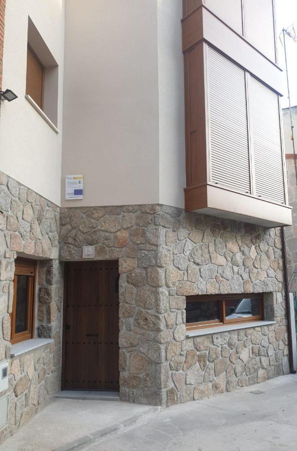 El Cobijo De Gredos Villa Навалуенга Екстериор снимка